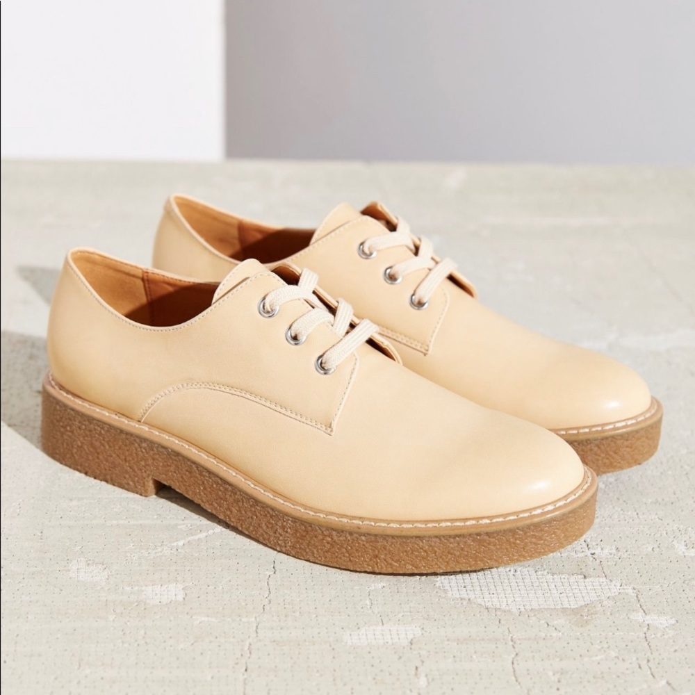 Urban Outfitters Walter Oxford